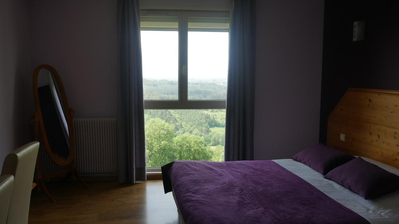 Logis Le Saint Cyr Hotel Montmelard Luaran gambar